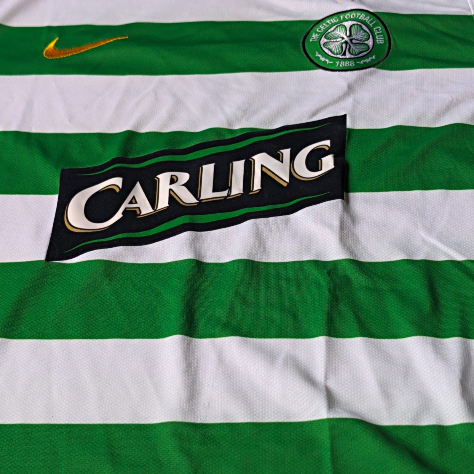 Nike Celtic FC Soccer Jersey Green/White Hoops Carling Sponsor Keane #7 Nike Celtic FC Soccer Jersey Green/White Hoops Carling Sponsor Keane #7