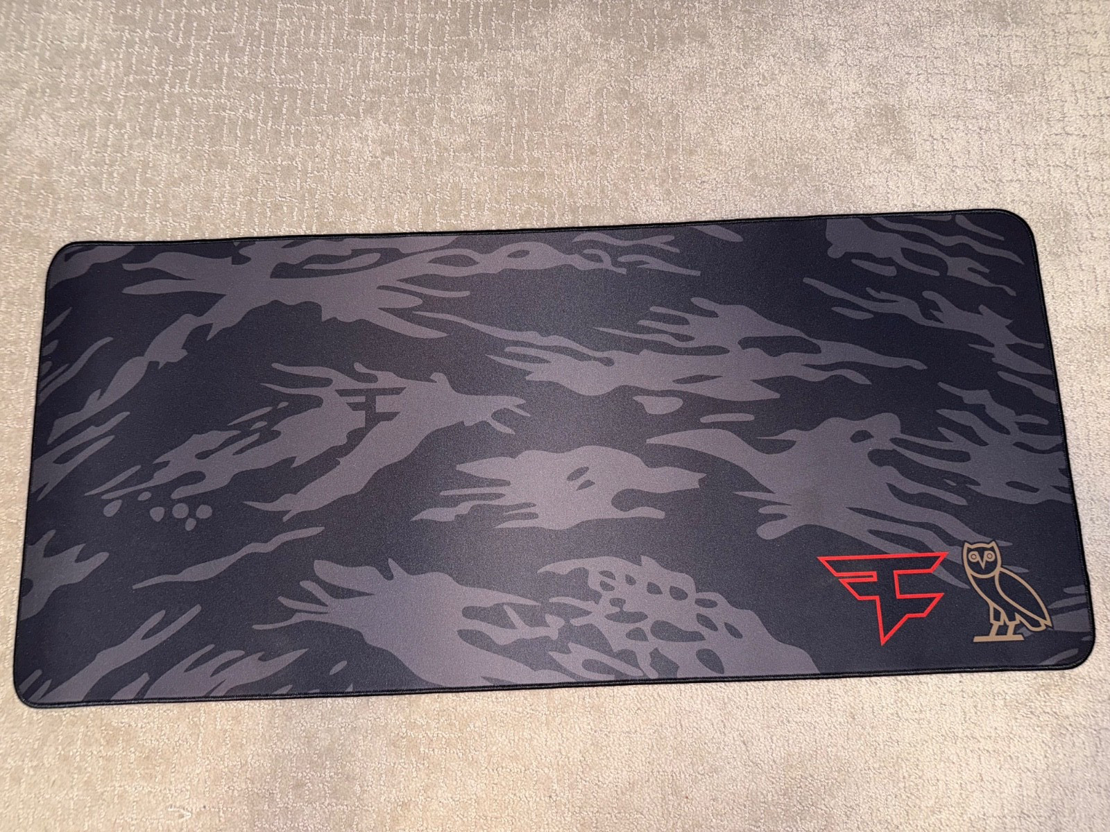 OVO x FaZe Clan x SCUF Gaming Mousepad XL Black/Camo OVO x FaZe Clan x SCUF Gaming Mousepad XL Black/Camo