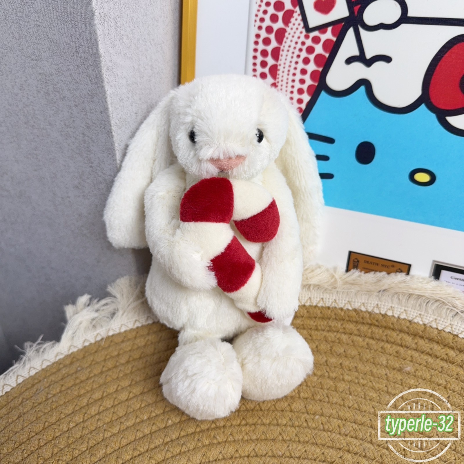 Jellycat Cute white Bashful Bunny with Candy Cane Children dolls 7in Jellycat Cute white Bashful Bunny with Candy Cane Children dolls 7in