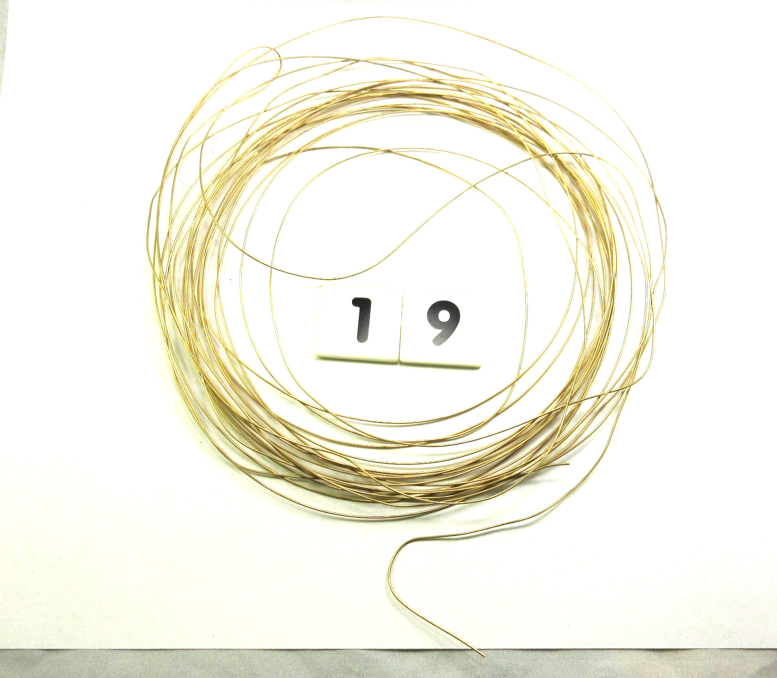 14/20 Yellow Gold-Filled Wire | Round | 21 Gauge | 25 Grams, 22 Feet USA, GF #19 14/20 Yellow Gold-Filled Wire | Round | 21 Gauge | 25 Grams, 22 Feet USA, GF #19