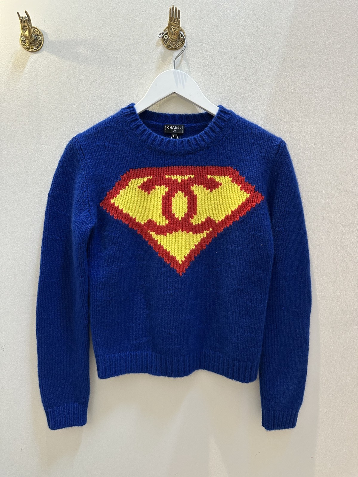 NEW CHANEL 26A MATTIEU BLAZY METIER D\'ART SUPERHERO SWEATER FR34 CASHMERE