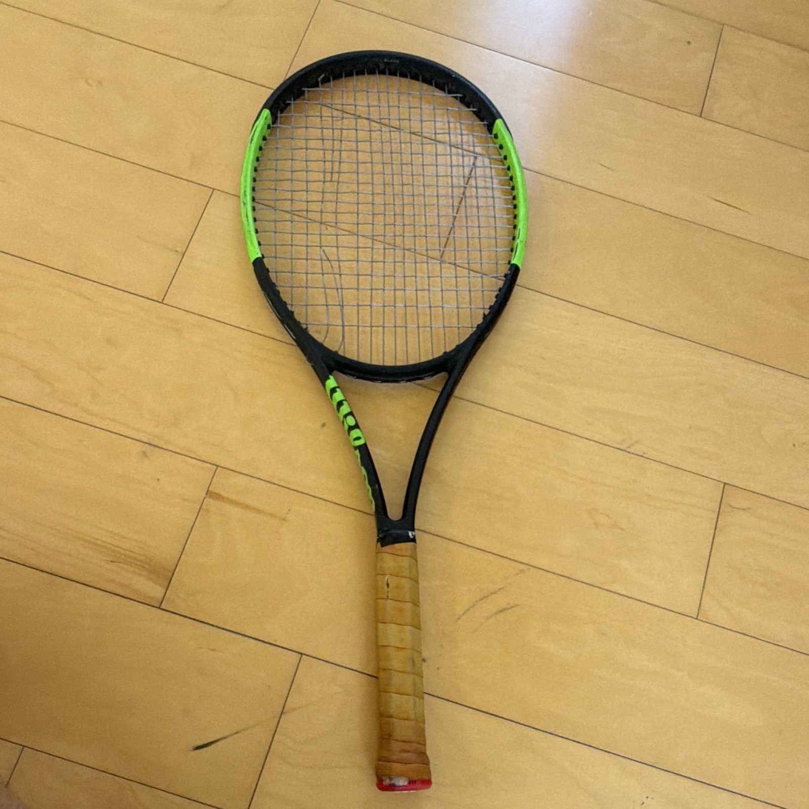 Blade 98 v6 18x20 4 1/4 grip Blade 98 v6 18x20 4 1/4 grip