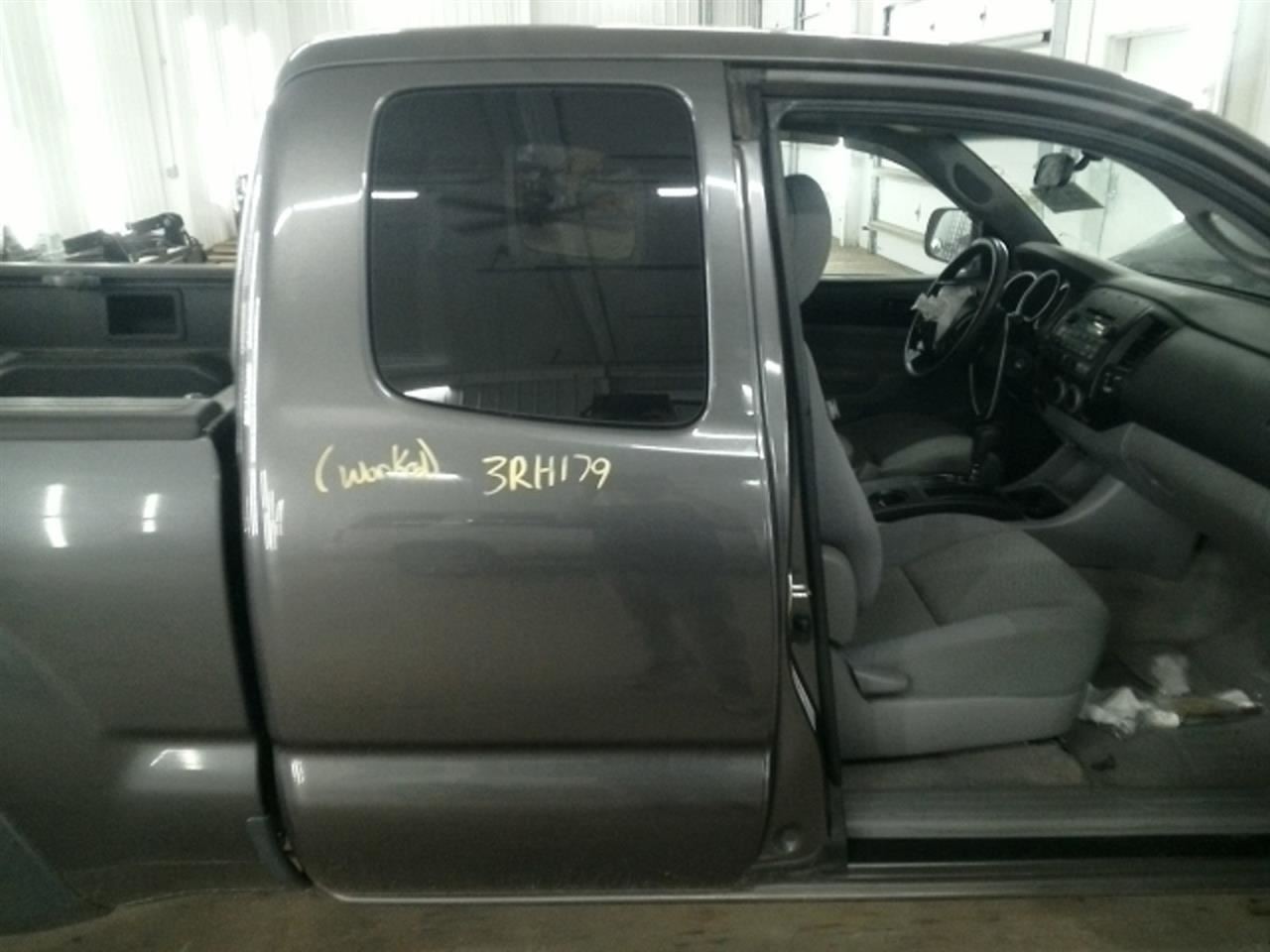 Passenger Rear Side Door Extended Cab Fits 05-15 TACOMA 104905627