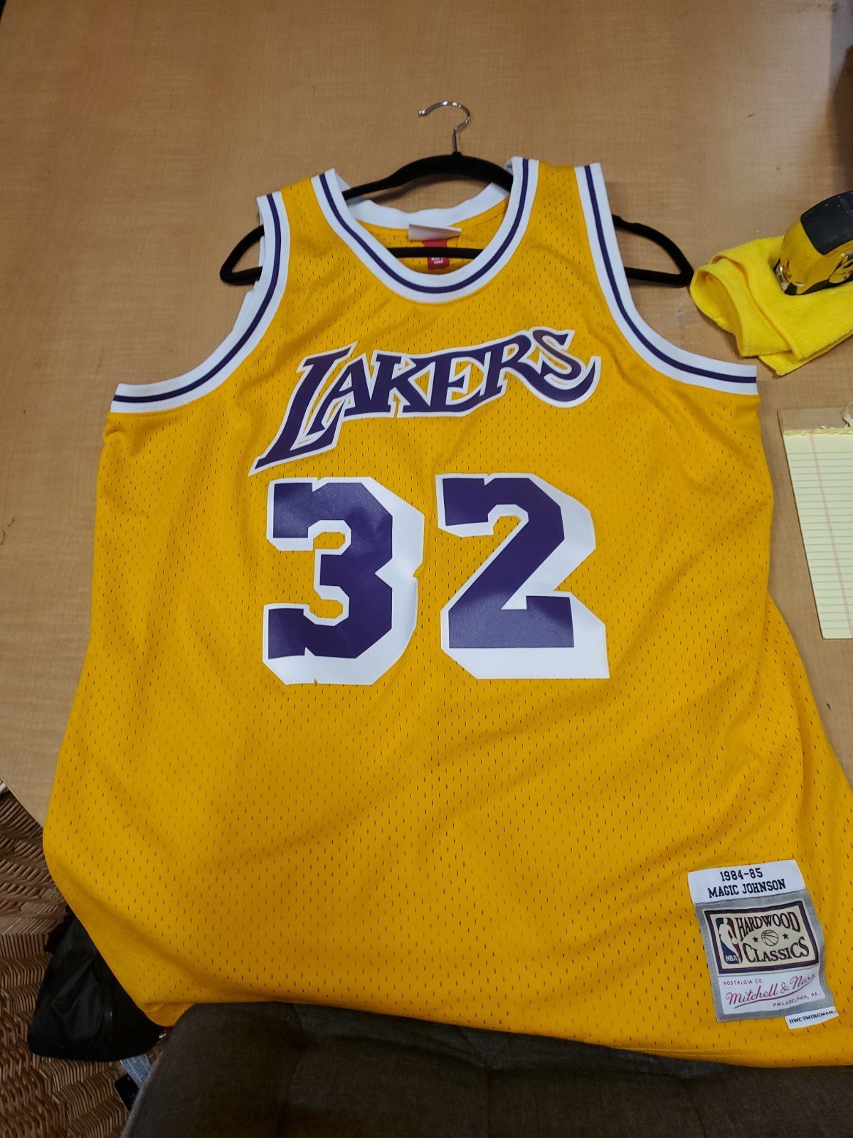 Mitchell & Ness NBA Swingman Jersey HWC 1984-1985 Magic Johnson Gold XL