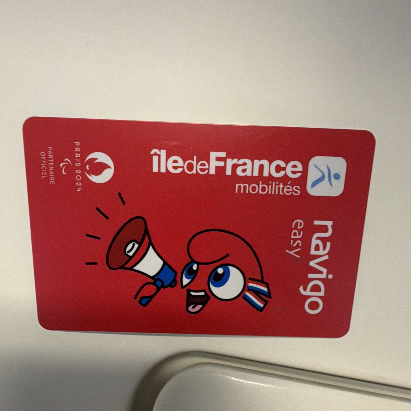Île-de-France Mobility Map Navigo Easy Paris 2024 red Paris Île-de-France Mobility Map Navigo Easy Paris 2024 red Paris