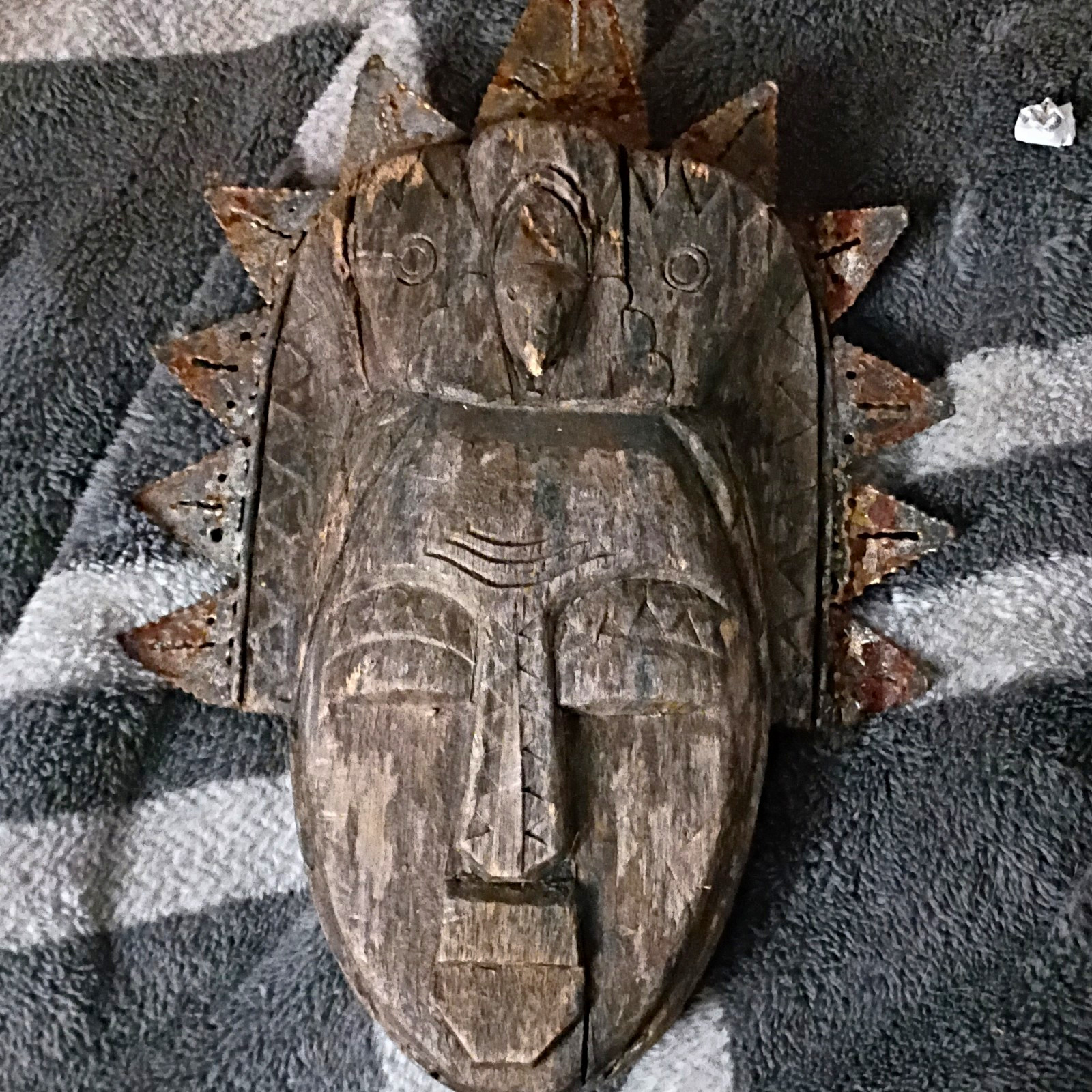  vintage hand-carved African Kpelie (or Kpeliye’e) style mask
