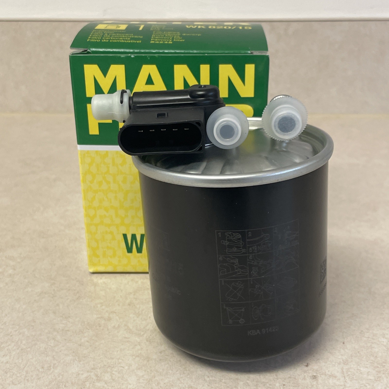 Mann WK 820 15 Fuel Filter for Mercedes-Benz Sprinter Mann WK 820 15 Fuel Filter for Mercedes-Benz Sprinter