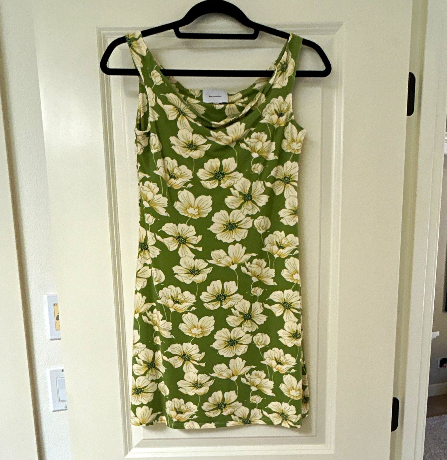 Reformation Green/White Floral Cowl Neck Sleeveless Knit Slip Dress Small Reformation Green/White Floral Cowl Neck Sleeveless Knit Slip Dress Small