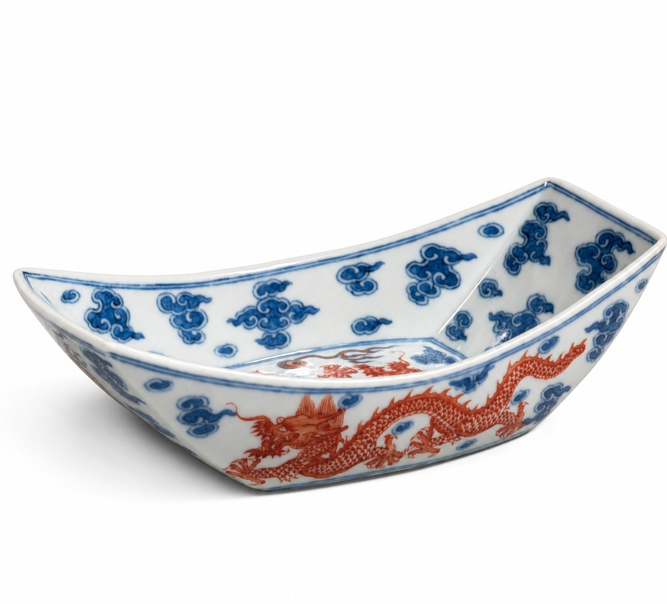 Chinese Qing Dynasty Qianlong Blue and White Iron Red Ingot Sycee Dragon Bowl Chinese Qing Dynasty Qianlong Blue and White Iron Red Ingot Sycee Dragon Bowl