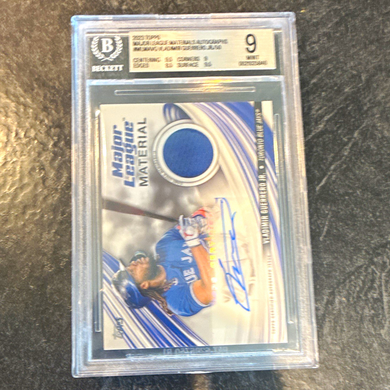 Topps 2023 Update Major League Material Vladimir Guerrero Jr. MEM #MLM-VG