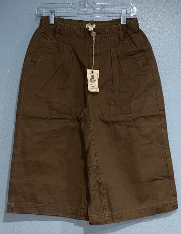 Easel Los Angeles wide leg cropped midi shorts in Army Green Easel Los Angeles wide leg cropped midi shorts in Army Green