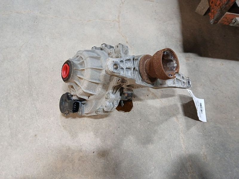 2020-2024 Ford Escape Rear Differential Carrier Assembly Oem