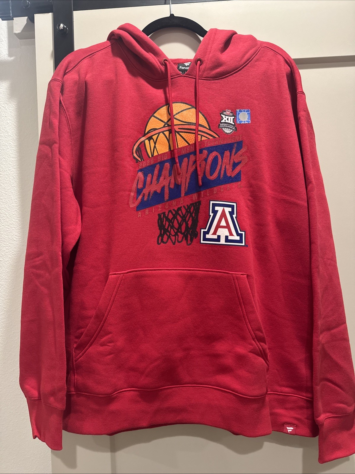 Arizona Wildcats 2026 Big 12 Basketball Tournament Champions Hoodie Red XL NWOT Arizona Wildcats 2026 Big 12 Basketball Tournament Champions Hoodie Red XL NWOT