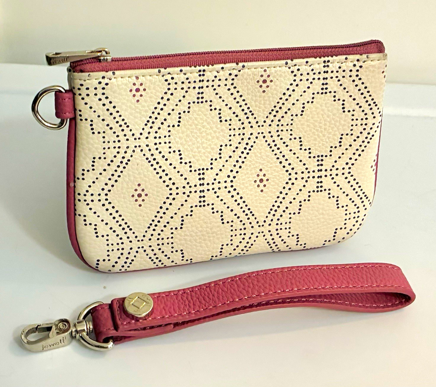 Thirty-One Petite Rubie Mini women\'s zipper wristlet with strap, White and Pink Thirty-One Petite Rubie Mini women\'s zipper wristlet with strap, White and Pink