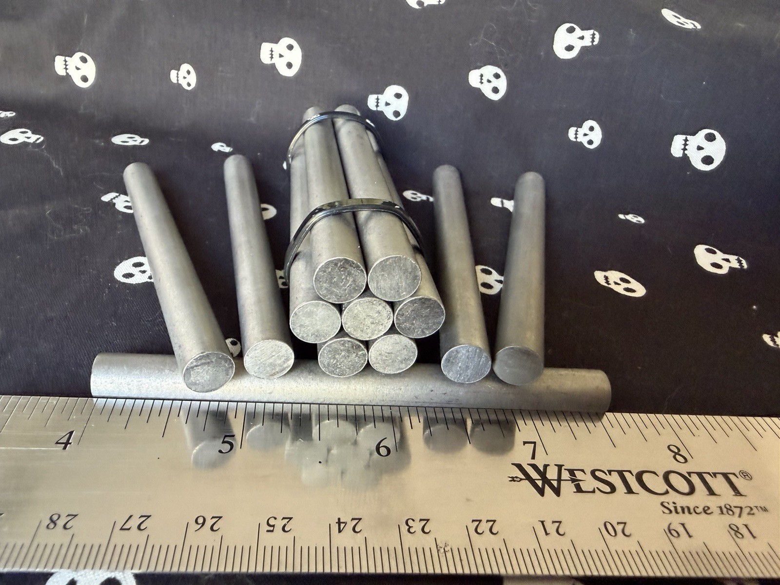 95% Tungsten heavy alloy rods, 3.5” x 0.325” diameter. Minimum 95 grams.