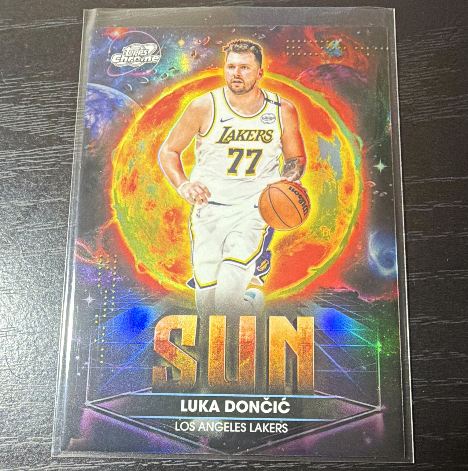 Topps 2025-26 Cosmic Chrome Planetary Pursuit Sun Luka Dončić CASE HIT SSP OBO Topps 2025-26 Cosmic Chrome Planetary Pursuit Sun Luka Dončić CASE HIT SSP OBO