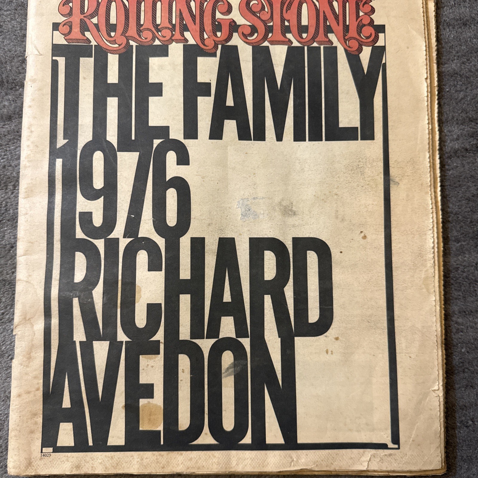 Vintage ROLLING STONE MAGAZINE OCTOBER 21, 1976 (THE FAMILY RICHARD AVEDON) Vintage ROLLING STONE MAGAZINE OCTOBER 21, 1976 (THE FAMILY RICHARD AVEDON)