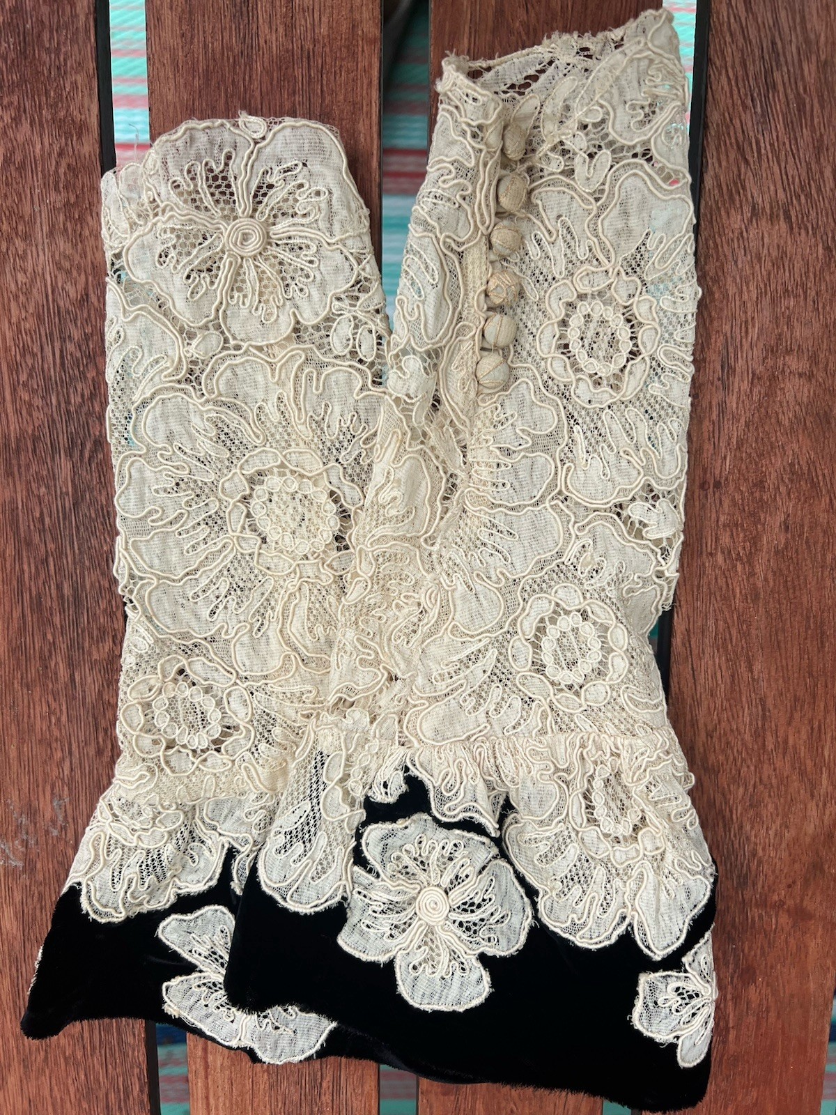 Antique Lace Wristlets Hand sewn Vtg Edwardian Victorian Velvet Buttons Costume