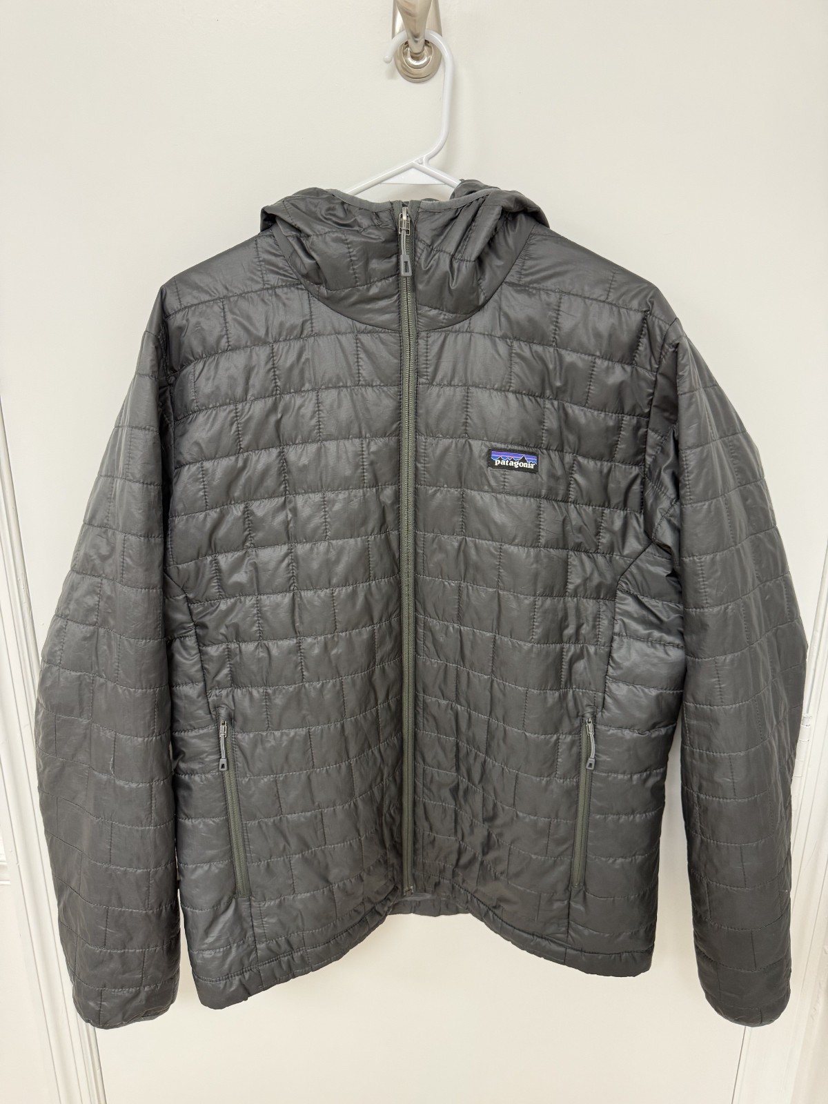 Patagonia Nano Puff Hoody Mens L Forge Grey PrimaLoft Insulated Packable Jacket