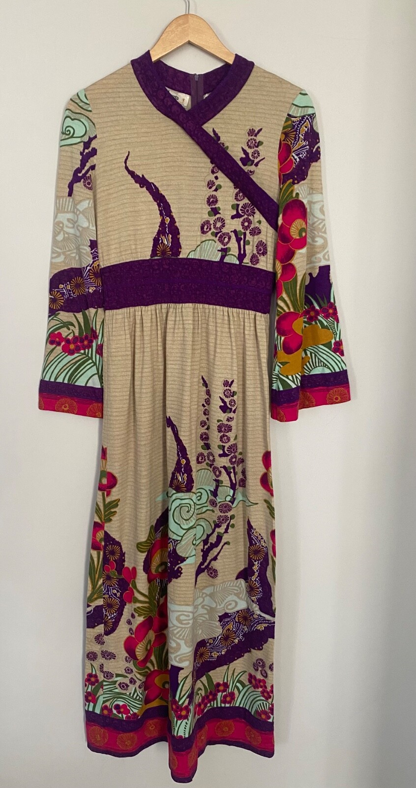 Vintage 1970s Goldworm Dress 100% Merin wool with rare design Vintage 1970s Goldworm Dress 100% Merin wool with rare design