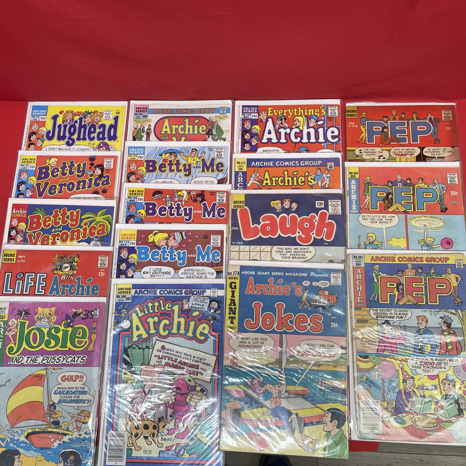Vintage Archie Comics Lot of 17 Jughead Betty Veronica PEP Josie Mixed Issues•20