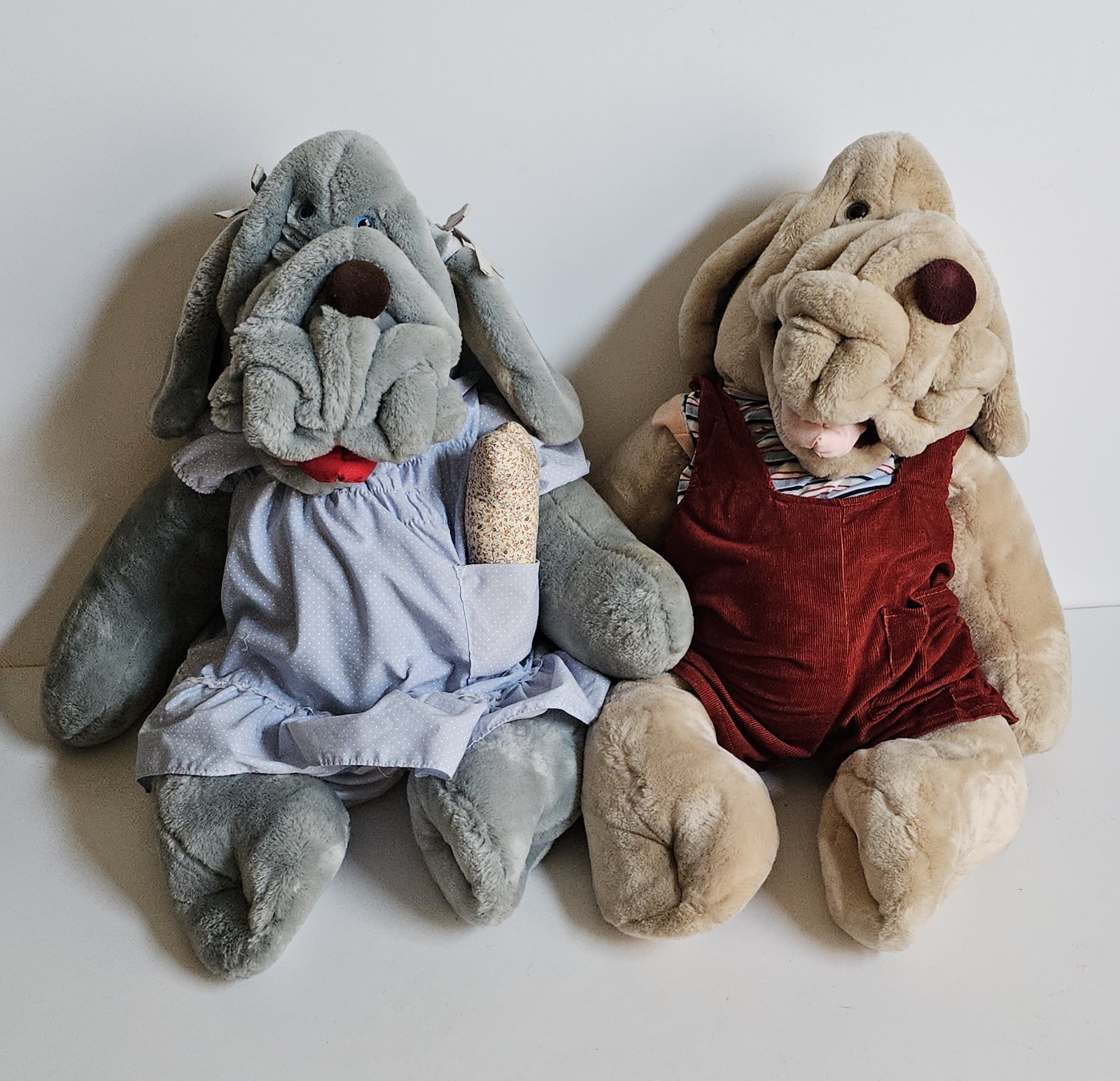 Vintage Ganz Bros Wrinkles Dog Jumbo 28” Puppet Pair - His & Hers Set 1981 Vintage Ganz Bros Wrinkles Dog Jumbo 28” Puppet Pair - His & Hers Set 1981