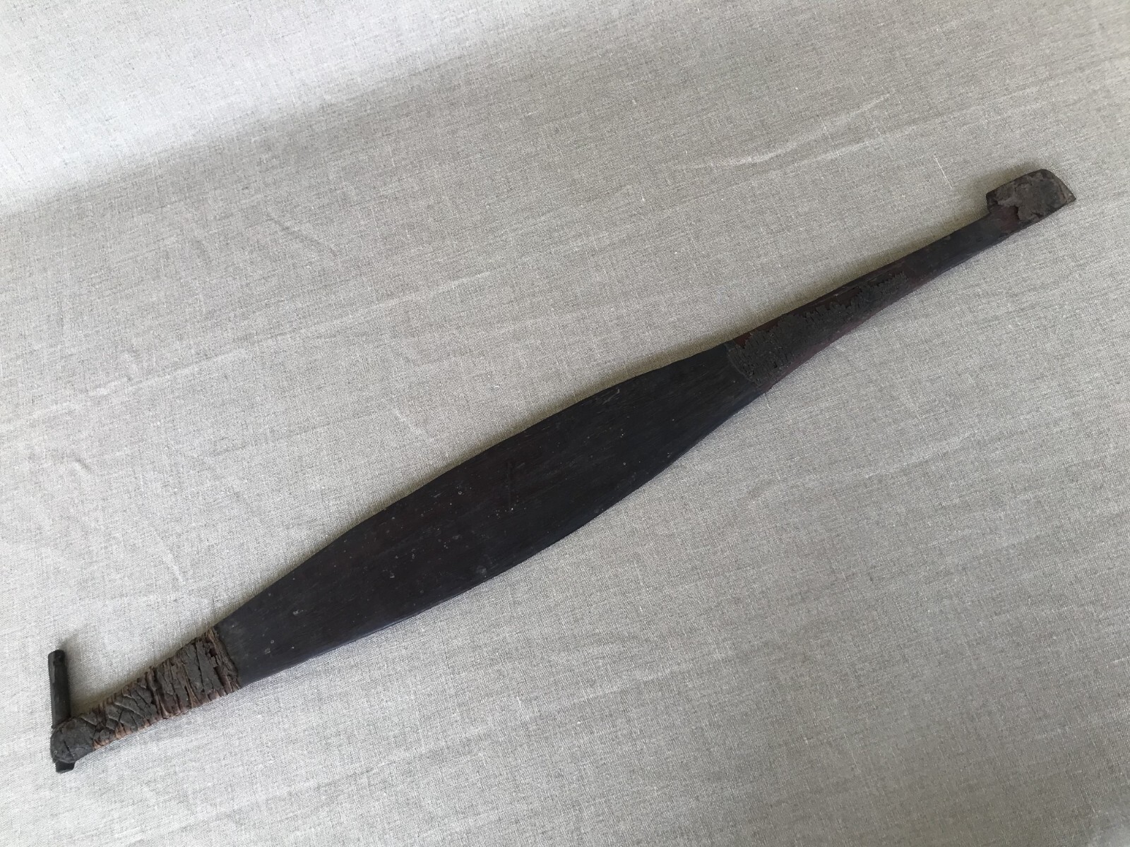 Antique Australian Hand Carved Wooden Woomera Spear Thrower Aboriginal, 1900.