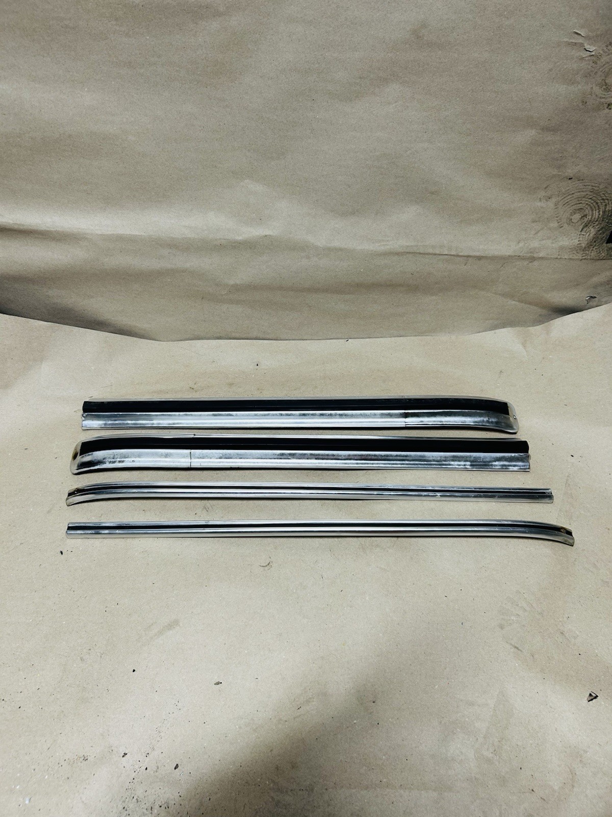 1974-1979 Ford Super Cab Upper And Lower Cab Trim Set Racetrack Moldings RH +LH