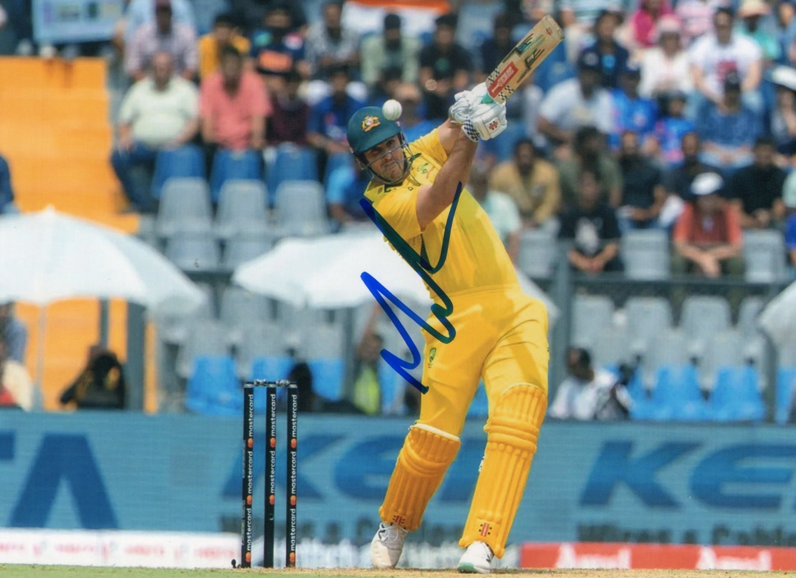 5x7 Original Autographed Photo of Australian Cricketer Mitchell Marsh 5x7 Original Autographed Photo of Australian Cricketer Mitchell Marsh
