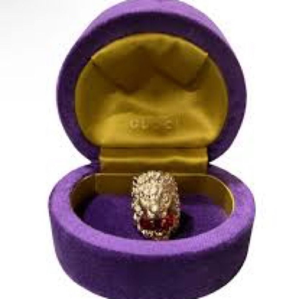 Gucci Lion Head Ring Gold Finish Red Swarovski Crystal Statement Jewelry Gucci Lion Head Ring Gold Finish Red Swarovski Crystal Statement Jewelry