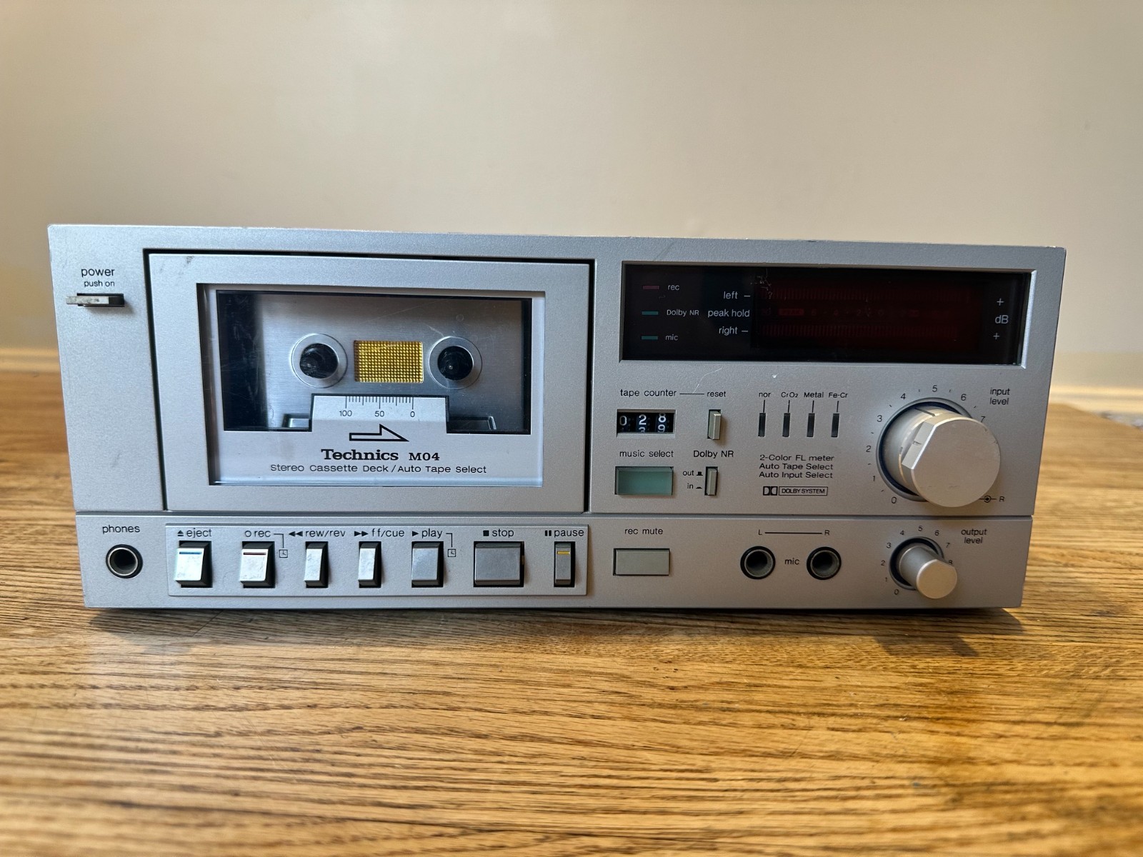 Vintage Technics RS-M04 Mini Stereo Cassette Deck Recorder Vintage Technics RS-M04 Mini Stereo Cassette Deck Recorder