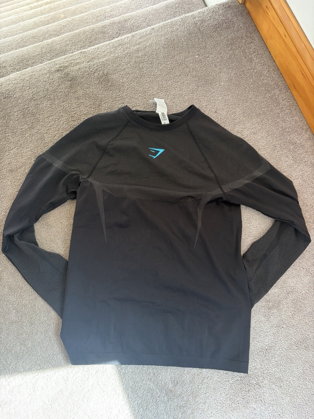 Gymshark Men\'s Onyx 5.0 Compression Long Sleeve BLACK/ONYX GREY Gymshark Men\'s Onyx 5.0 Compression Long Sleeve BLACK/ONYX GREY