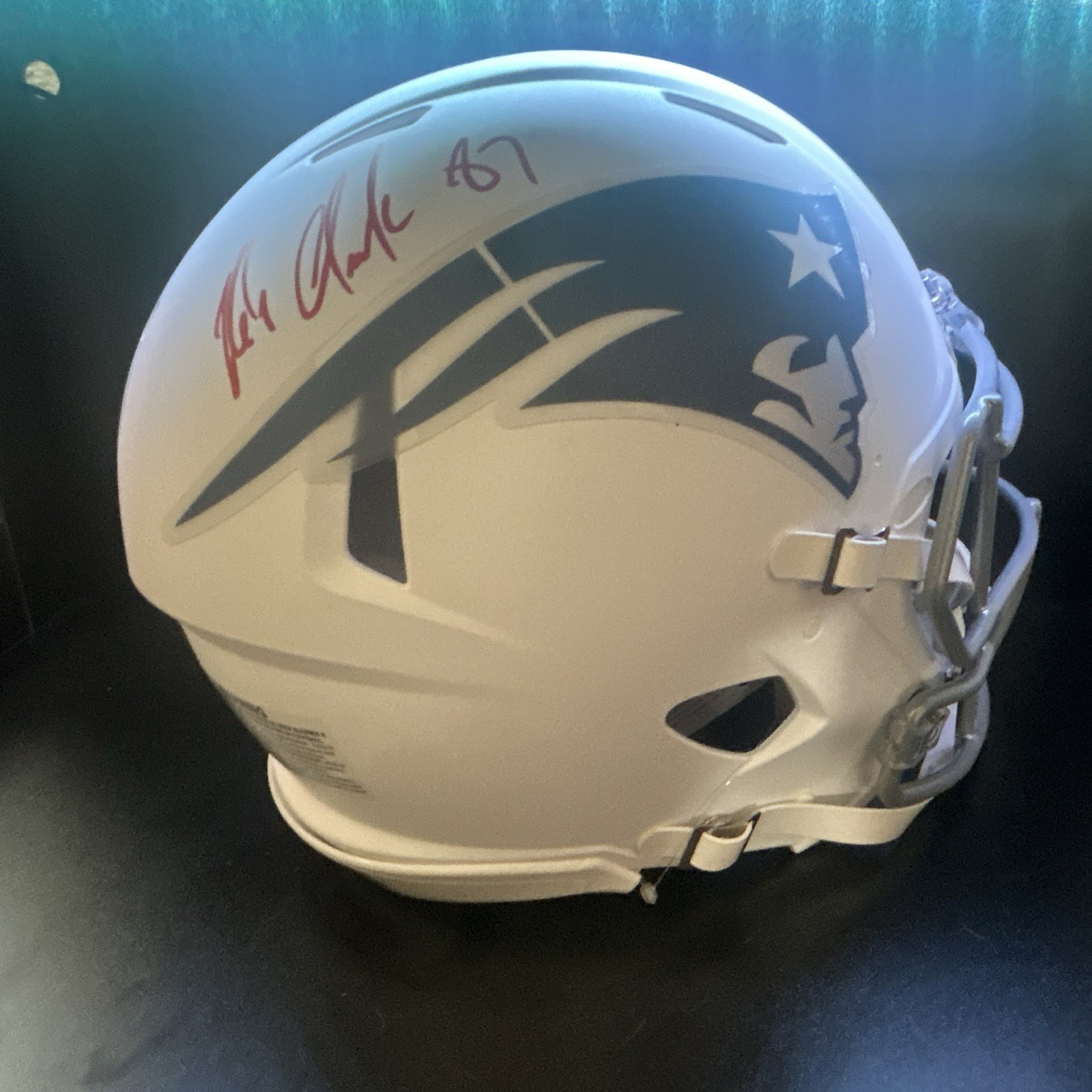 Rob Gronkowski #87 Signed New England Patriots authentic Helmet authenticated Rob Gronkowski #87 Signed New England Patriots authentic Helmet authenticated