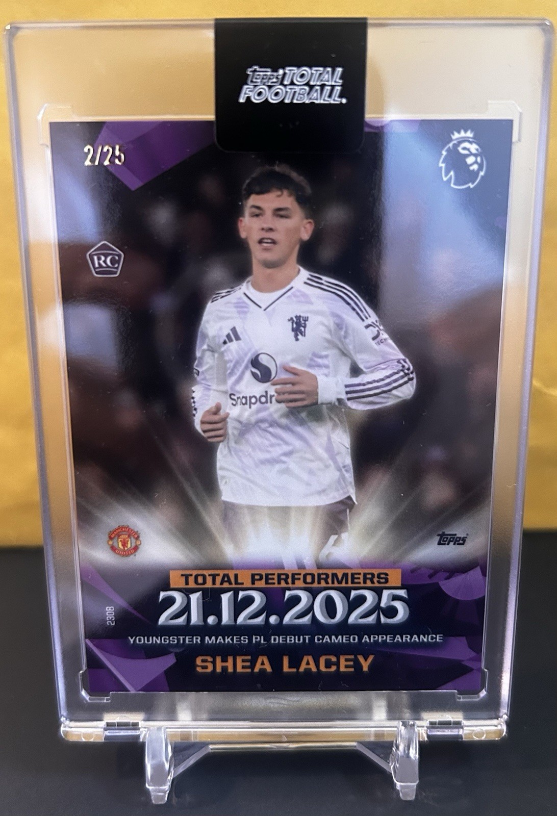 2025-26 Topps Total Football Total Performers Shea Lacey /25 Purple Parallel RC 2025-26 Topps Total Football Total Performers Shea Lacey /25 Purple Parallel RC