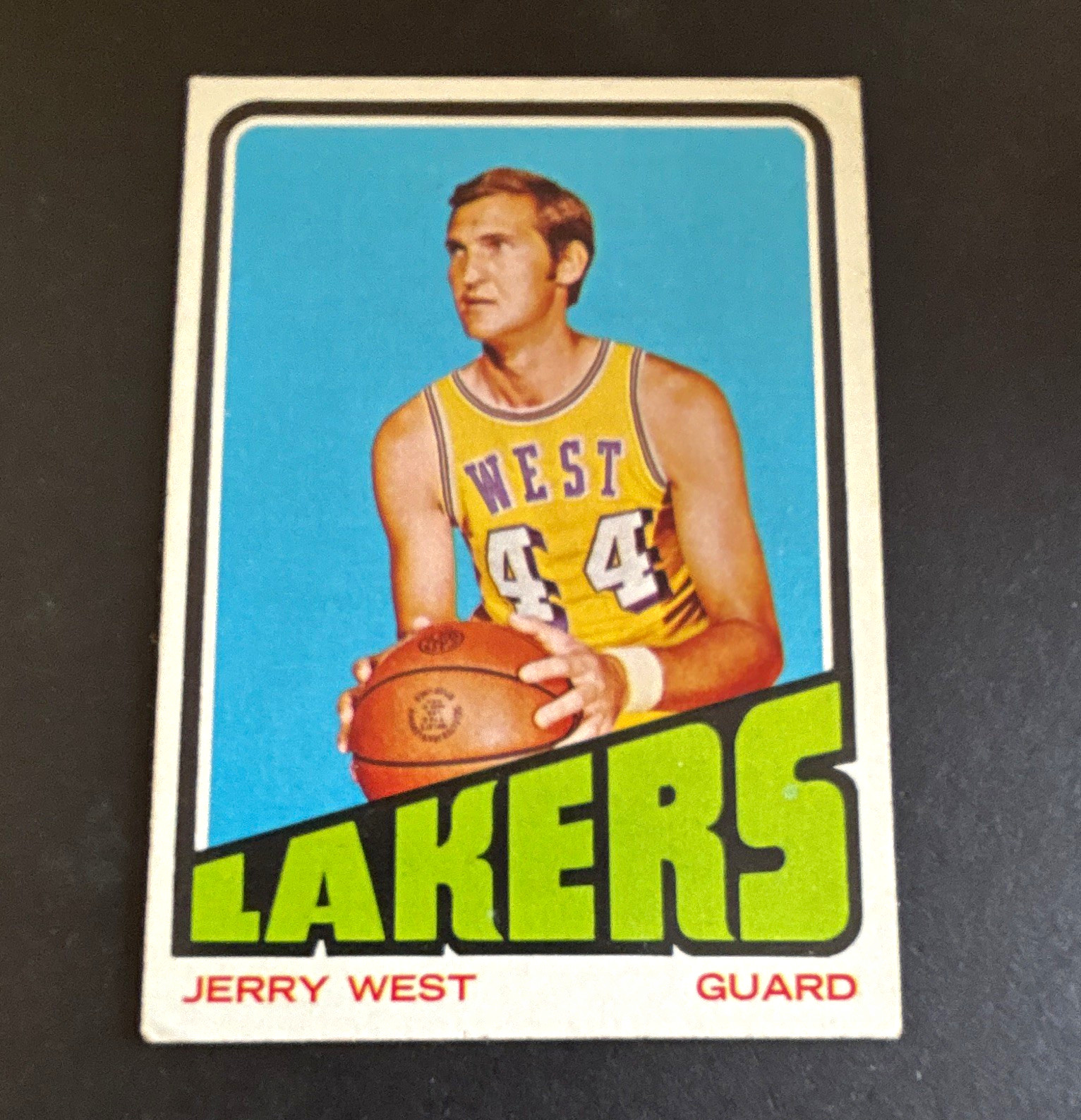 Topps 1972-73 Jerry West #75 Los Angeles Lakers well Centered Great Shape