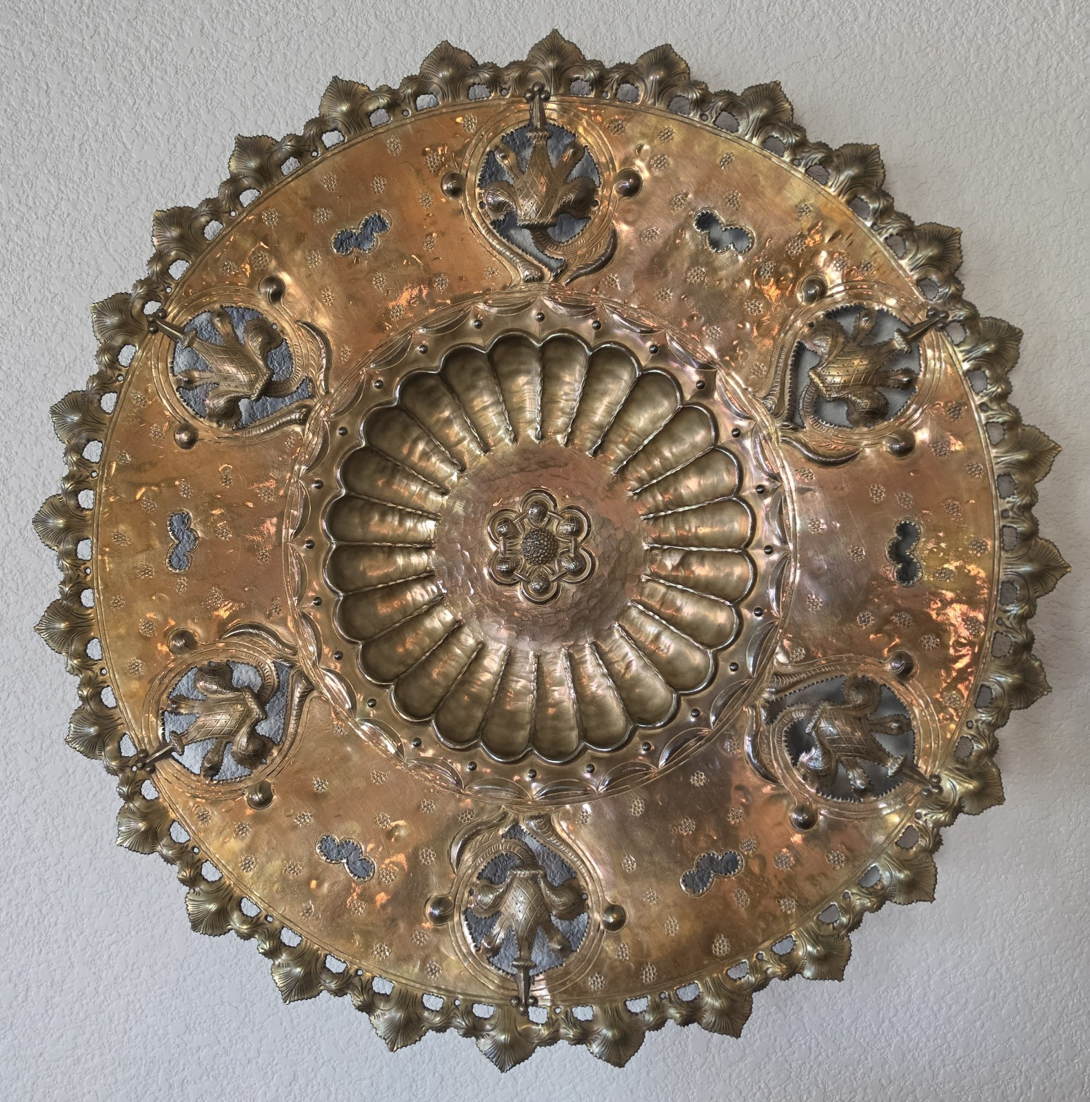 Hand Crafted Brass Tray Bowl Egidio Casagrande Studio Charger Italian 1911-1962 Hand Crafted Brass Tray Bowl Egidio Casagrande Studio Charger Italian 1911-1962