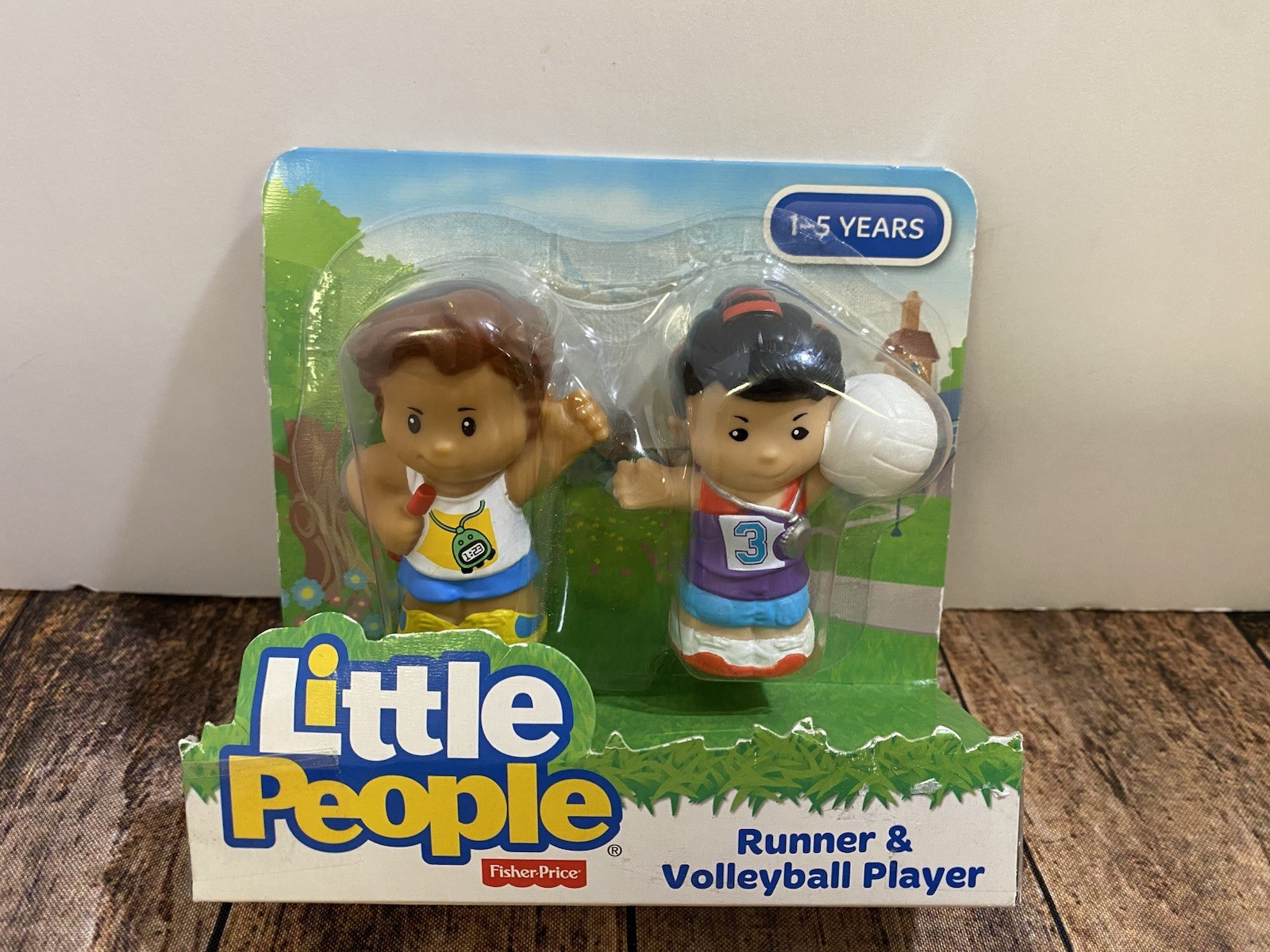 Fisher Price Little People Mark Runner & Volleyball Player 2016 DYD82 New Rare