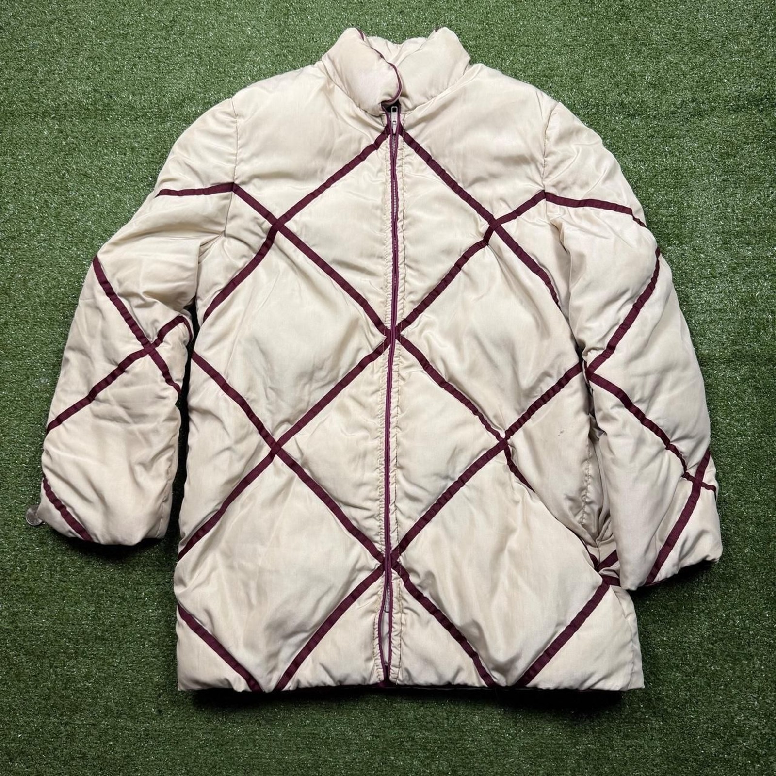 Vintage 80s/90s Puffer Jacket Cream Quilted Burgundy Trim Vintage 80s/90s Puffer Jacket Cream Quilted Burgundy Trim
