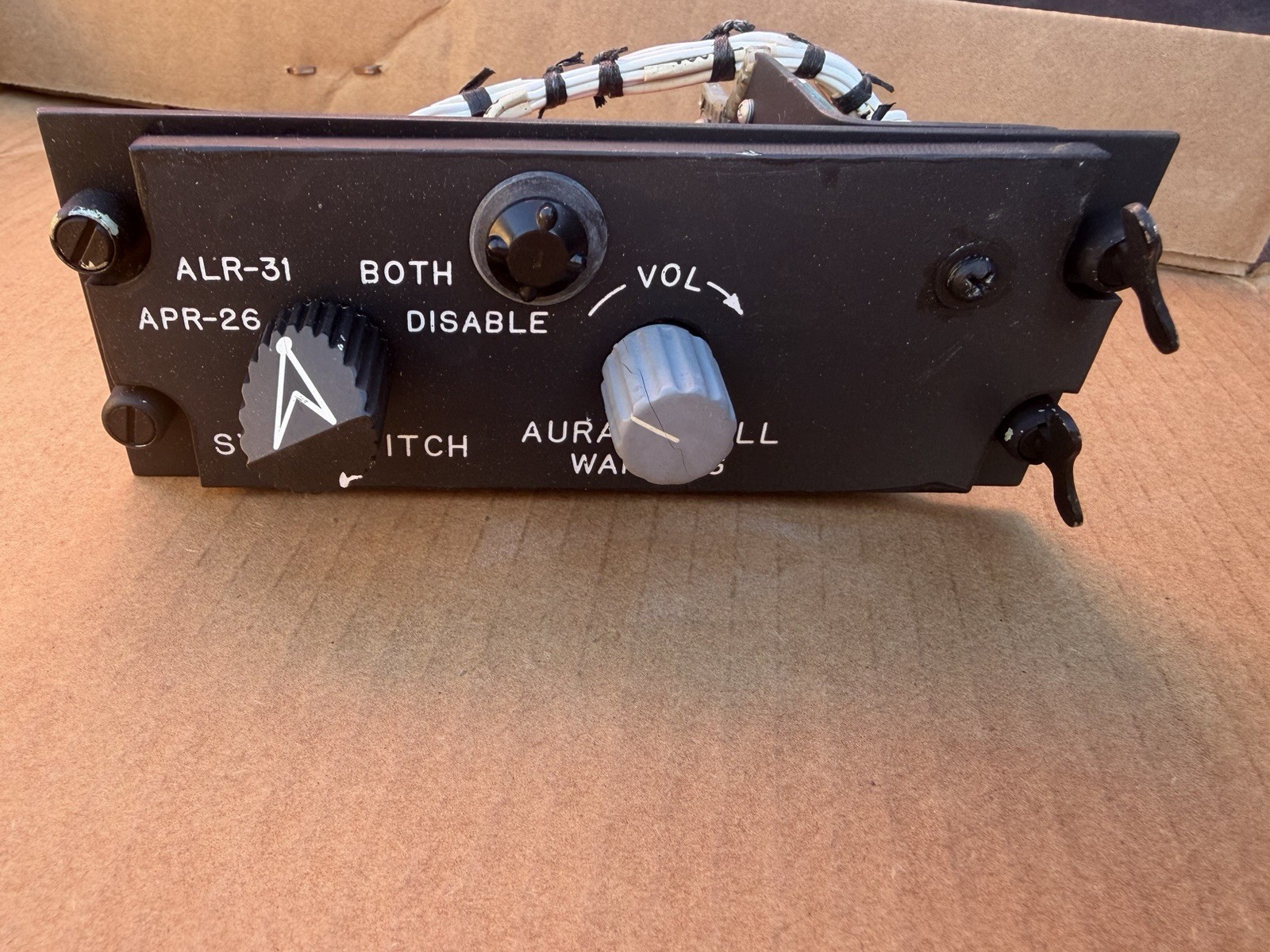 VINTAGE AIRCRAFT AURAL STALL WARNING SWITCH SELECT PANEL 53G9701411 MEMORABILIA VINTAGE AIRCRAFT AURAL STALL WARNING SWITCH SELECT PANEL 53G9701411 MEMORABILIA