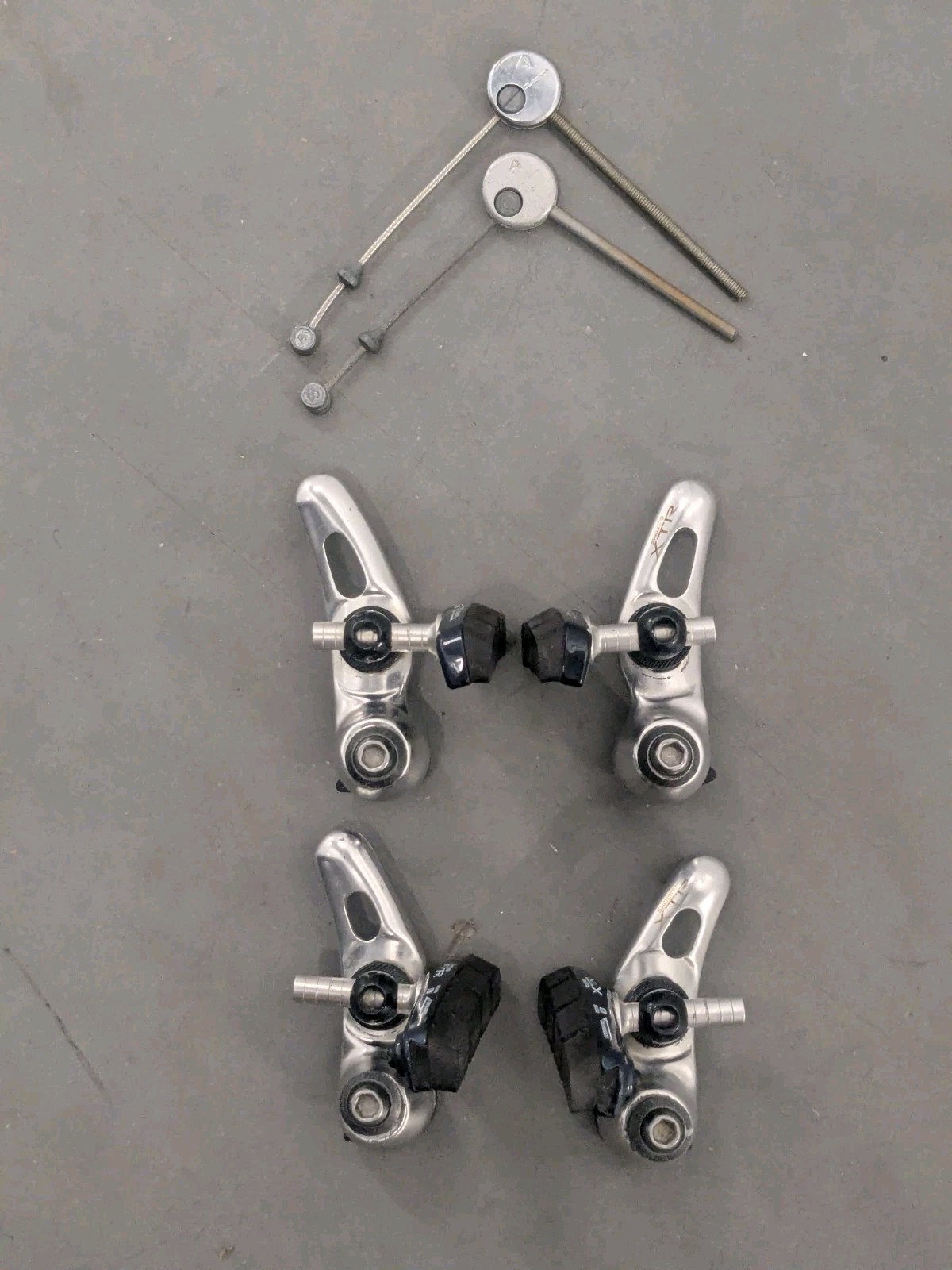 Vintage Rare Retro Shimano XTR Cantilever Brakes Brakeset MTB Mountain Bike Nice Vintage Rare Retro Shimano XTR Cantilever Brakes Brakeset MTB Mountain Bike Nice
