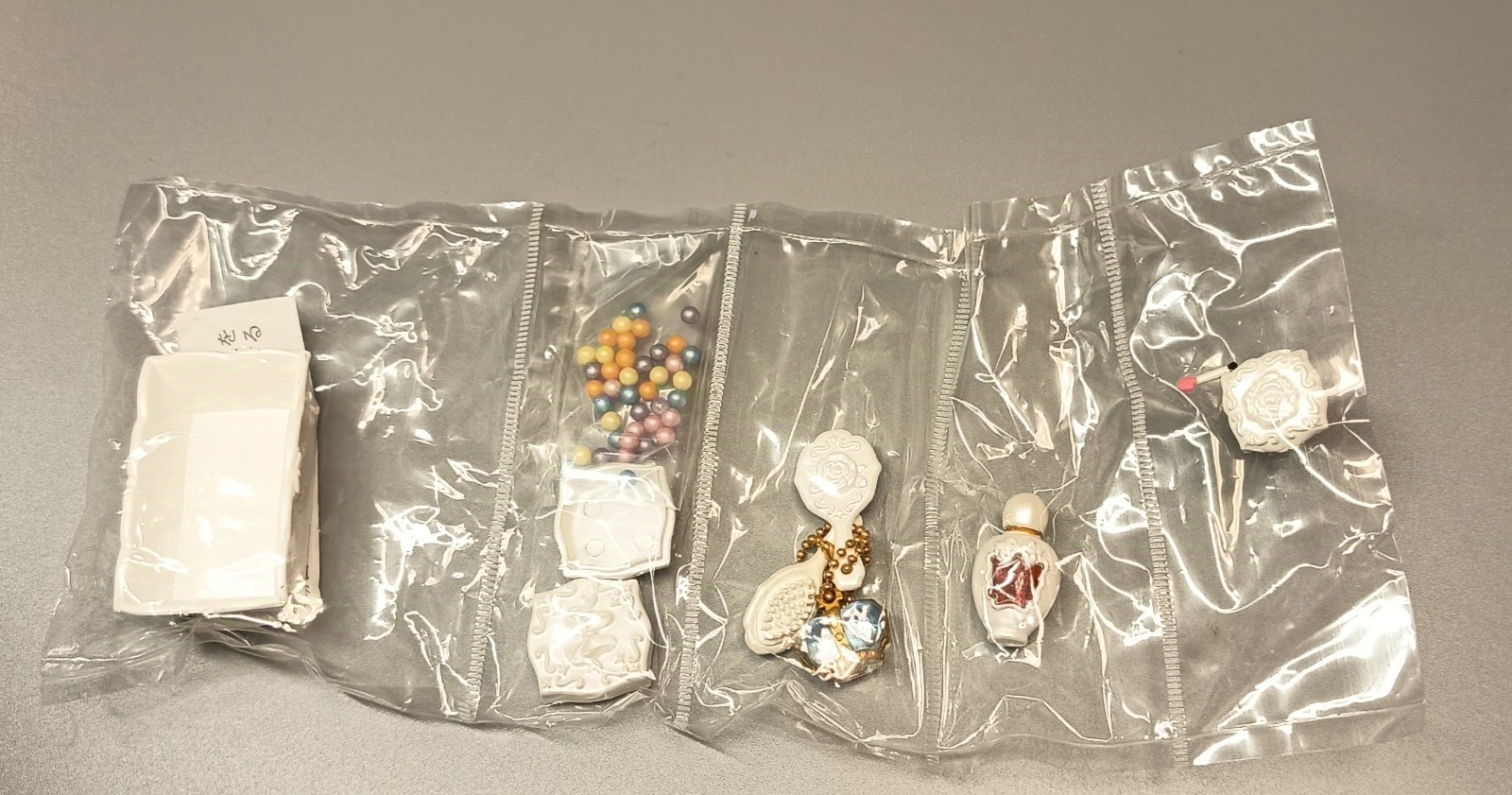 Re-ment 1:6 Scale COSMETICS MAKE UP Barbie Dollhouse #SP WHITE Version PRINCESS