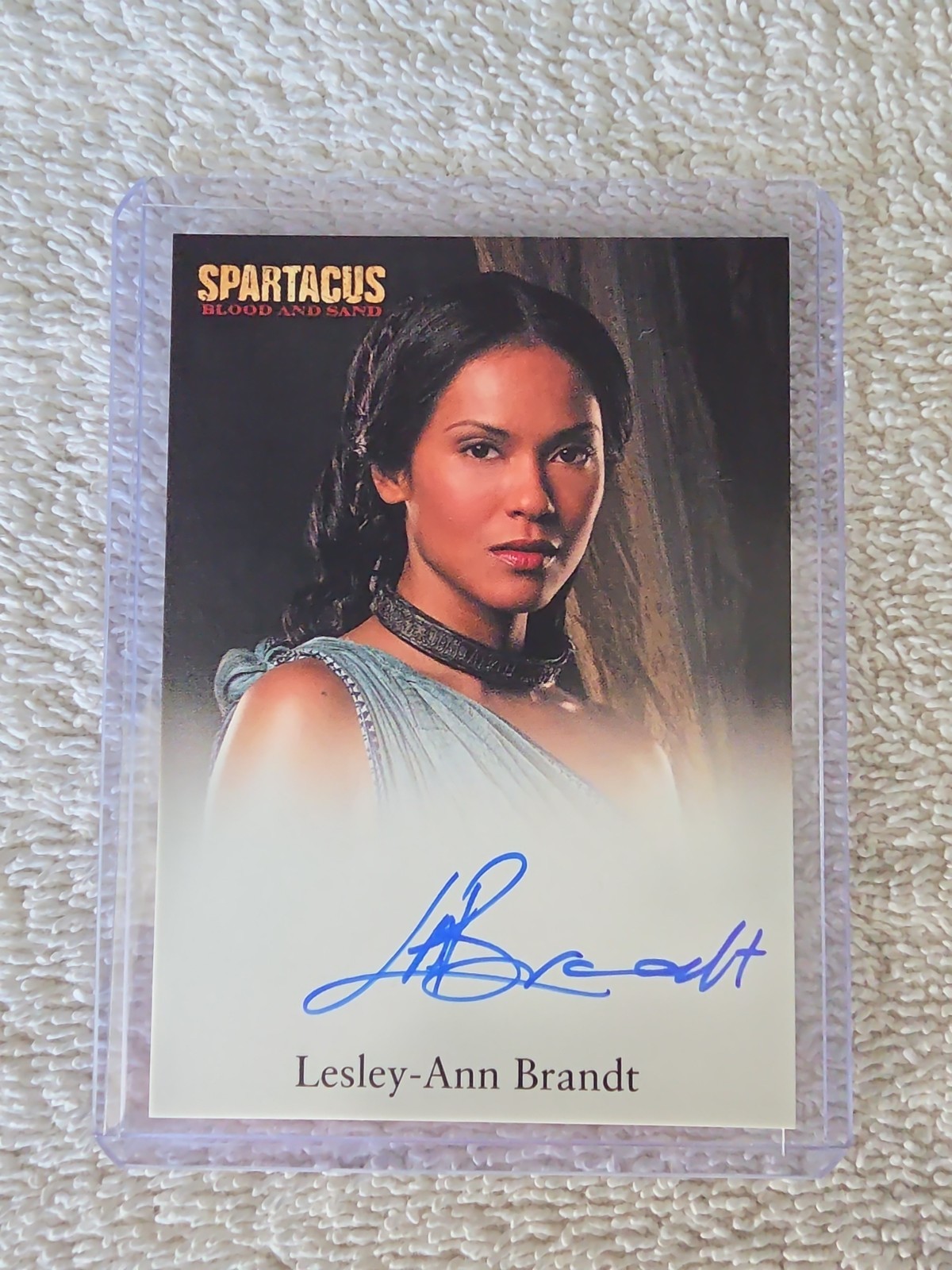 2009 Rittenhouse Archives Spartacus Lesley-Ann Brandt As Naevia Autograph Card 2009 Rittenhouse Archives Spartacus Lesley-Ann Brandt As Naevia Autograph Card