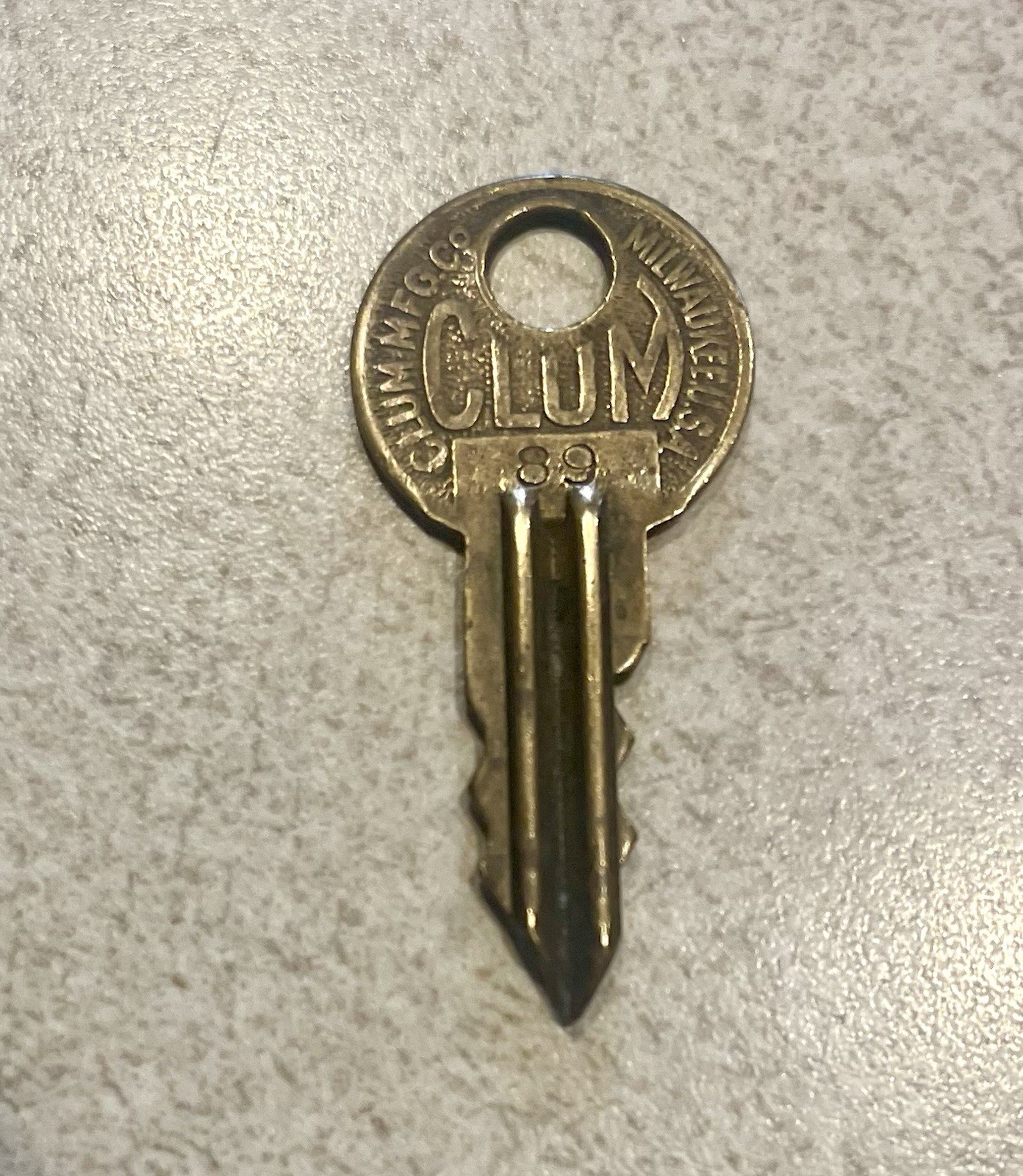 Antique 1918-25 Clum Manufacturing Co. Dodge Brothers ignition key #89 Antique 1918-25 Clum Manufacturing Co. Dodge Brothers ignition key #89