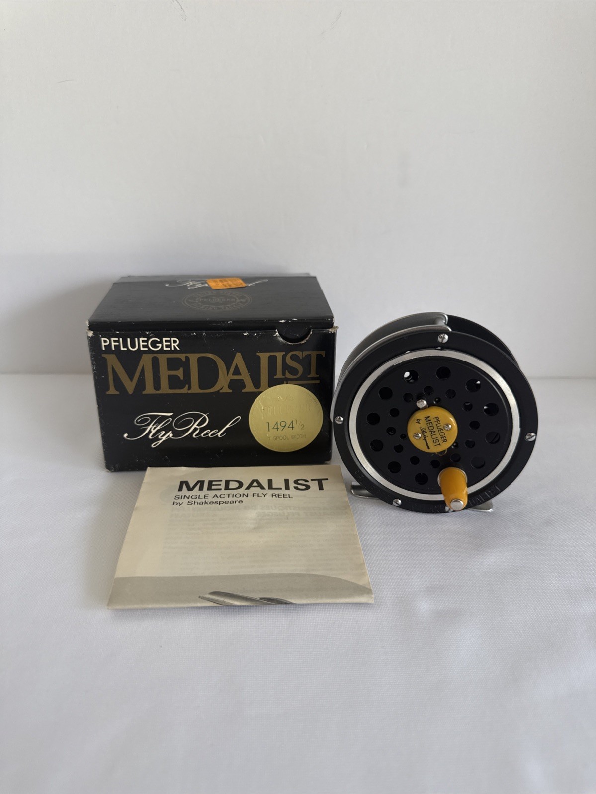 Pflueger 1494 1/2 CJ Medalist Fly Reel by Shakespeare w/Box & Manual - NEW Pflueger 1494 1/2 CJ Medalist Fly Reel by Shakespeare w/Box & Manual - NEW