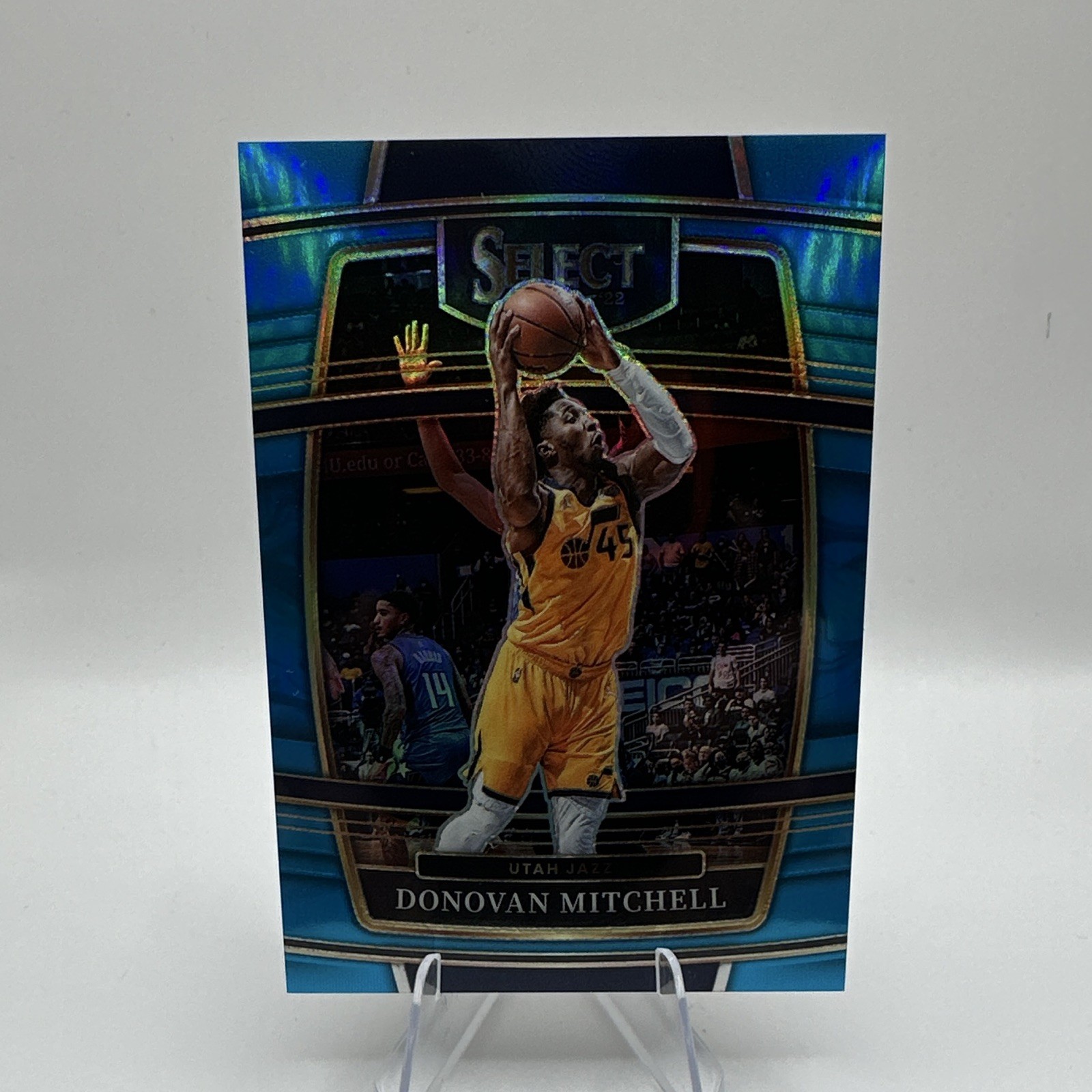 2021-22 Panini Select - Concourse Donovan Mitchell #83 Light Blue Prizm #/299 2021-22 Panini Select - Concourse Donovan Mitchell #83 Light Blue Prizm #/299
