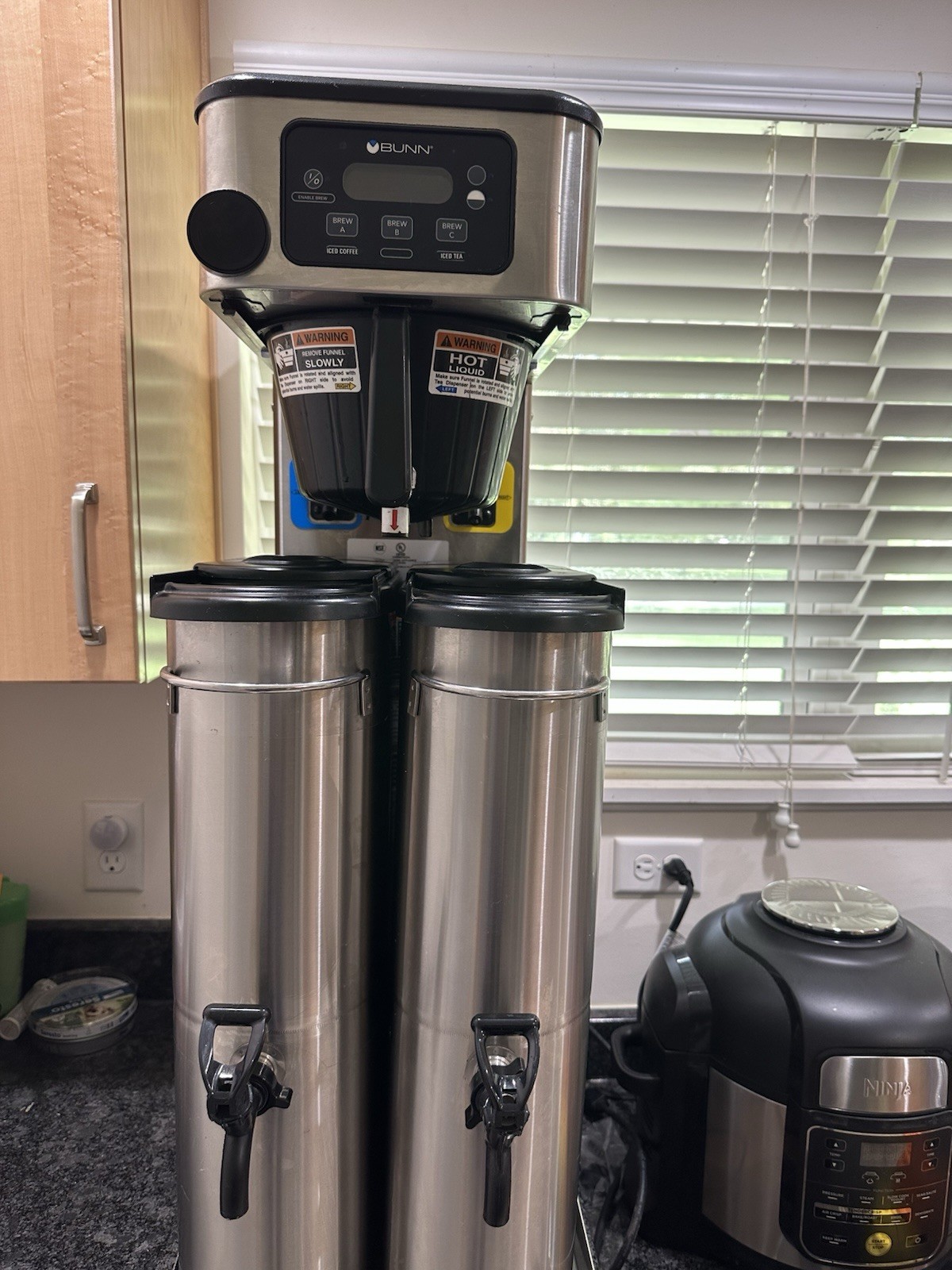 BUNN 52200.0109 ITCB-DV Commercial Coffee & Tea Brewer