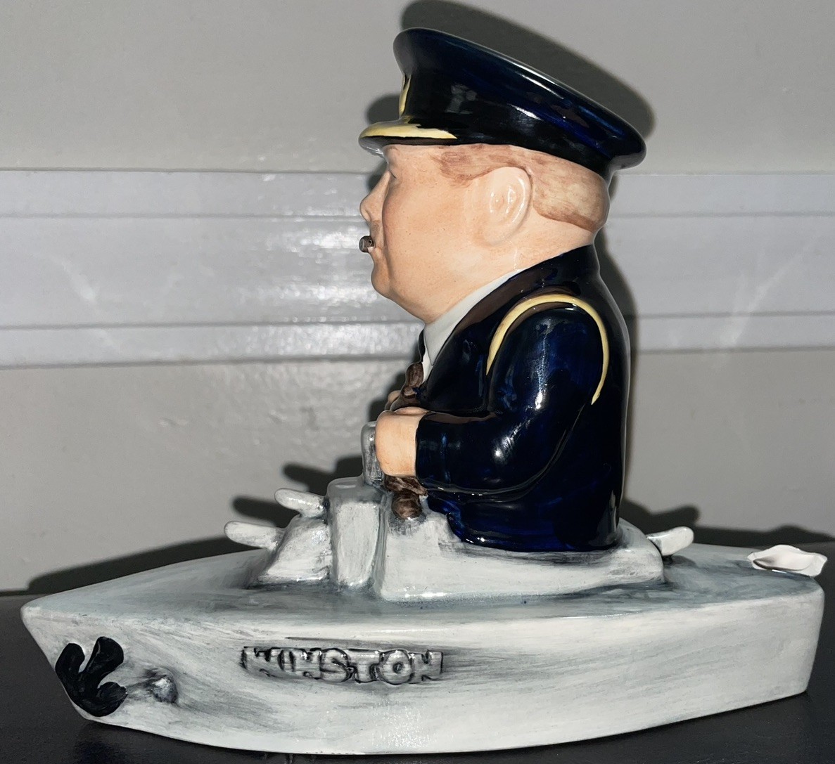 BAIRSTOW MANOR COLLECTABLE WINSTON CHURCHILL BOAT ROYAL NAVY WWII FIGURE*Damaged BAIRSTOW MANOR COLLECTABLE WINSTON CHURCHILL BOAT ROYAL NAVY WWII FIGURE*Damaged