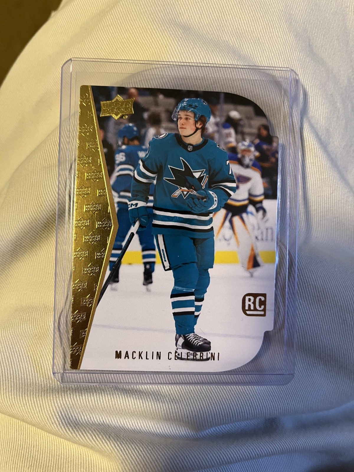 2024-25 Upper Deck Series 2 - 1994-95 Rookie Tribute Die Cuts Macklin Celebrini 2024-25 Upper Deck Series 2 - 1994-95 Rookie Tribute Die Cuts Macklin Celebrini