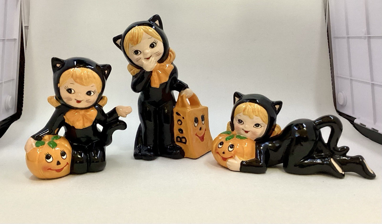 Vintage Lefton Halloween Kitty Cat Girls Figurines Vintage Lefton Halloween Kitty Cat Girls Figurines