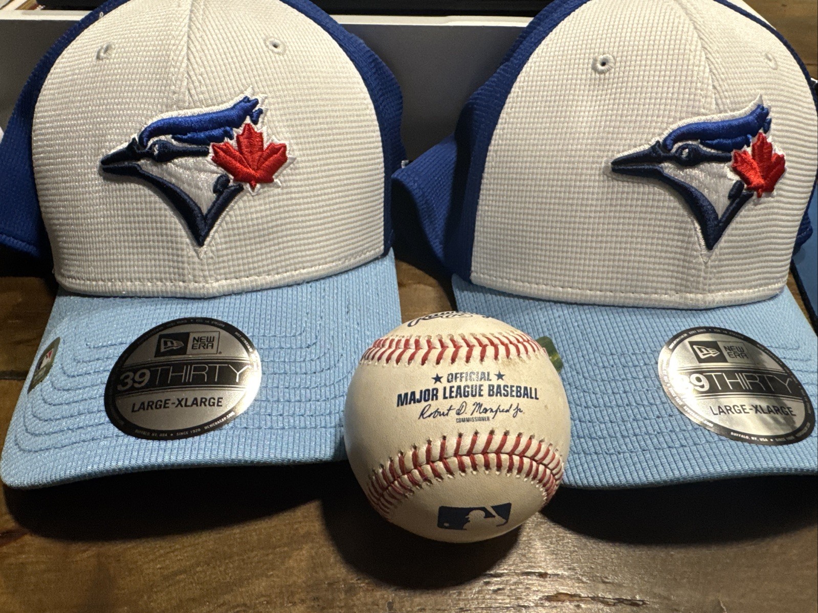 Lot 2 Toronto Blue Jays New Era On Field New 39thirty Large-X Large New W/O Tag Lot 2 Toronto Blue Jays New Era On Field New 39thirty Large-X Large New W/O Tag